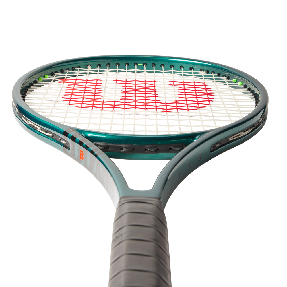 Blade Pro 98 (18x20) V9 Tennis Racket Frame