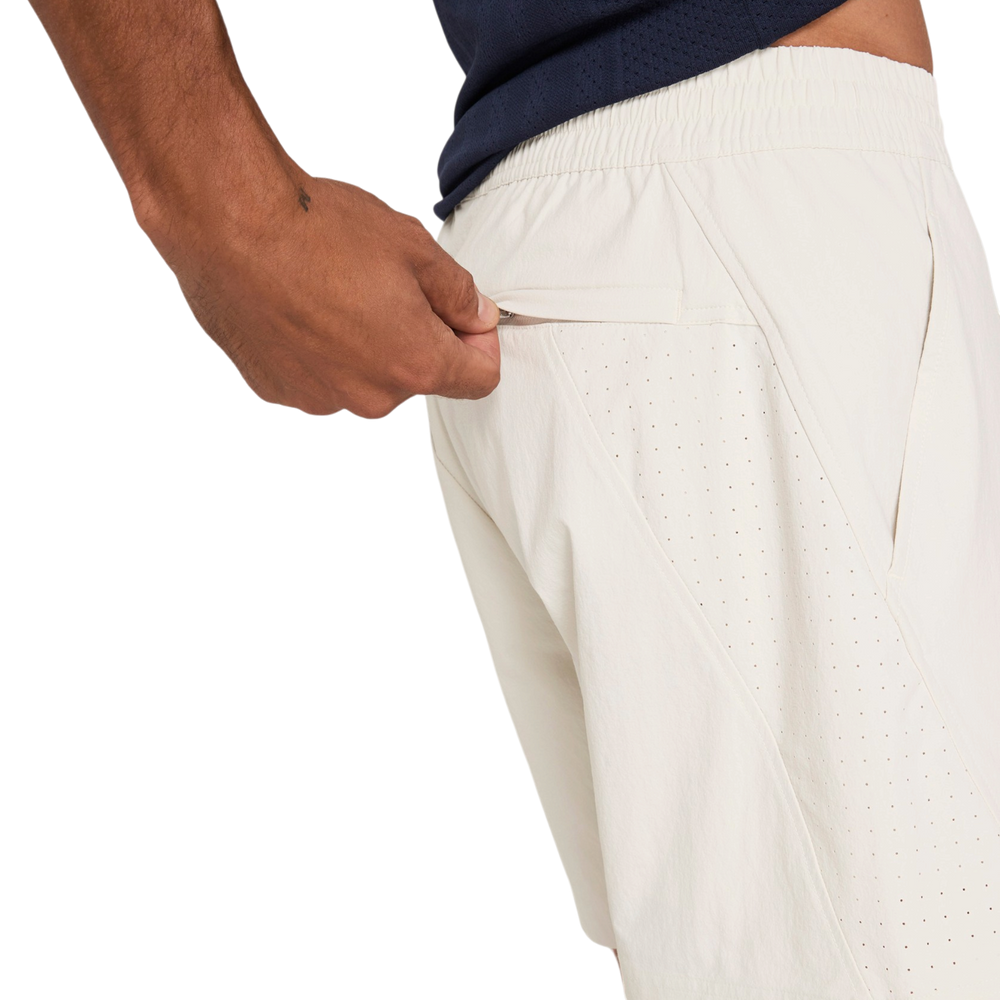 Wilson Core Grand Slam Shorts in Stone with versatile athletic styling