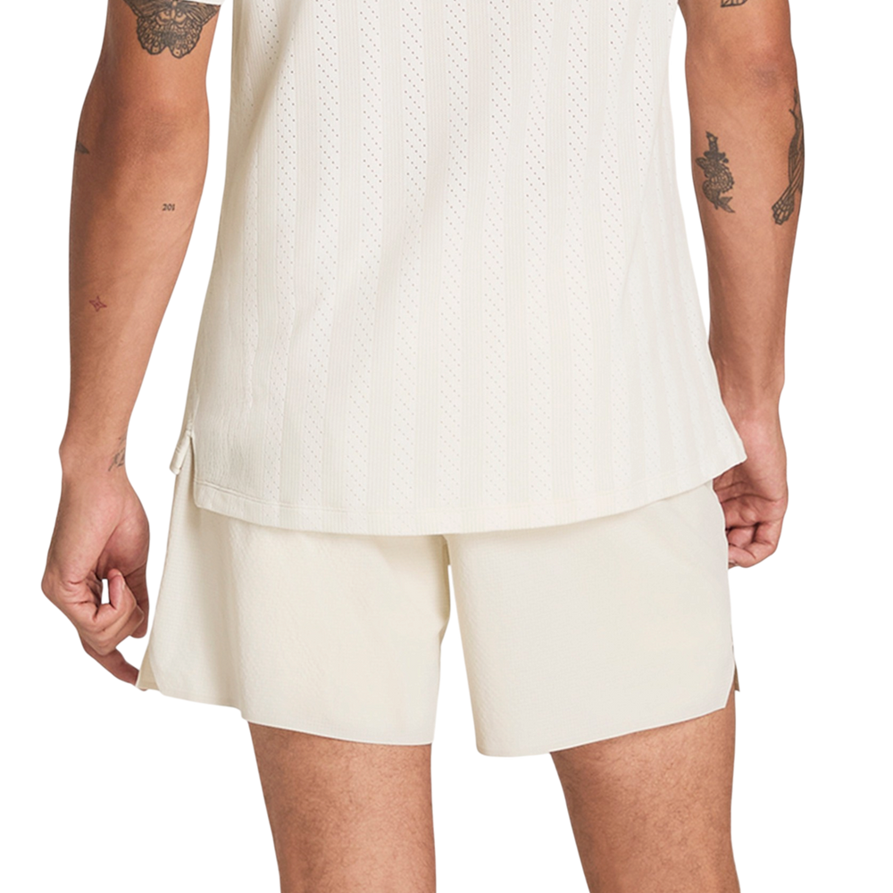 Wilson Training Shorts in Stone with lined construction