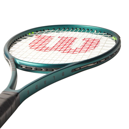 Blade 98 V9 Tennis Racket Frame