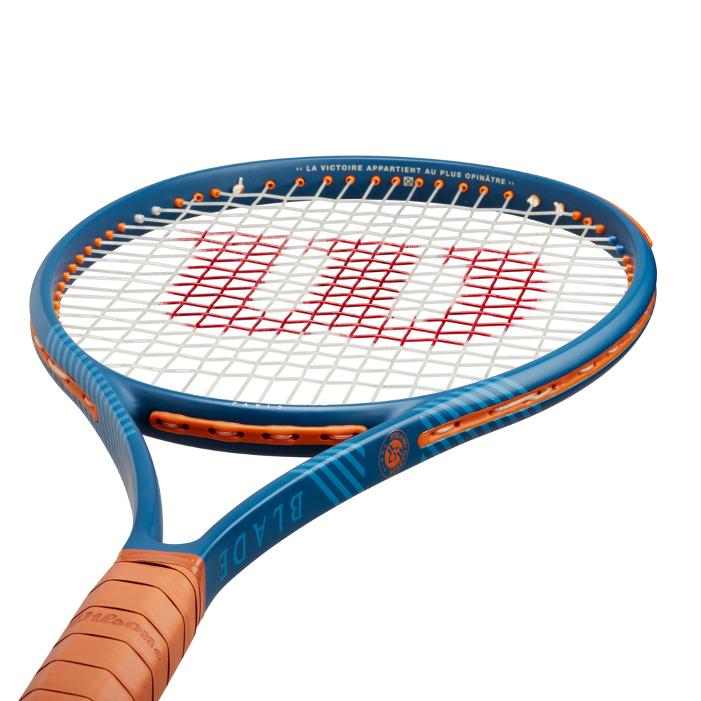 Roland-Garros Blade 98 (16x19) V9 Tennis Racket