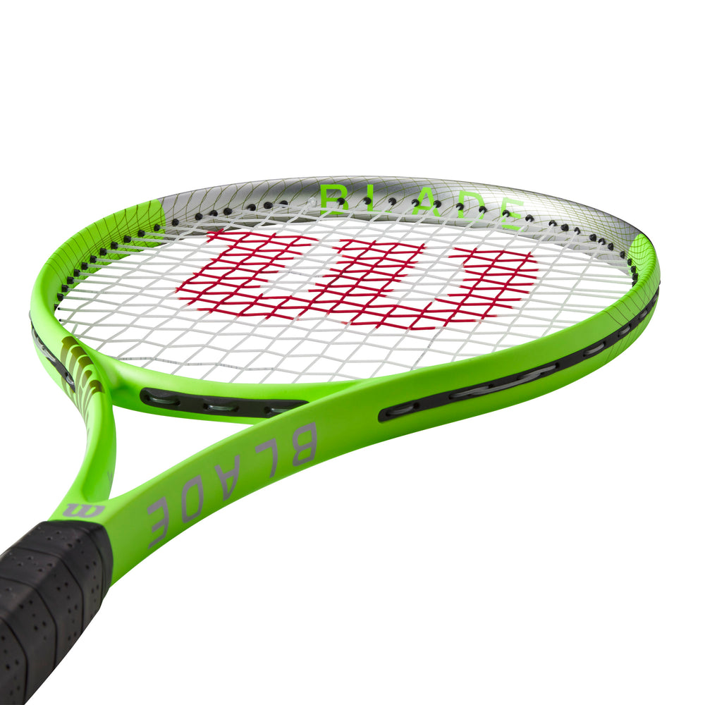 Blade Feel Rxt 105 Tennis Racket