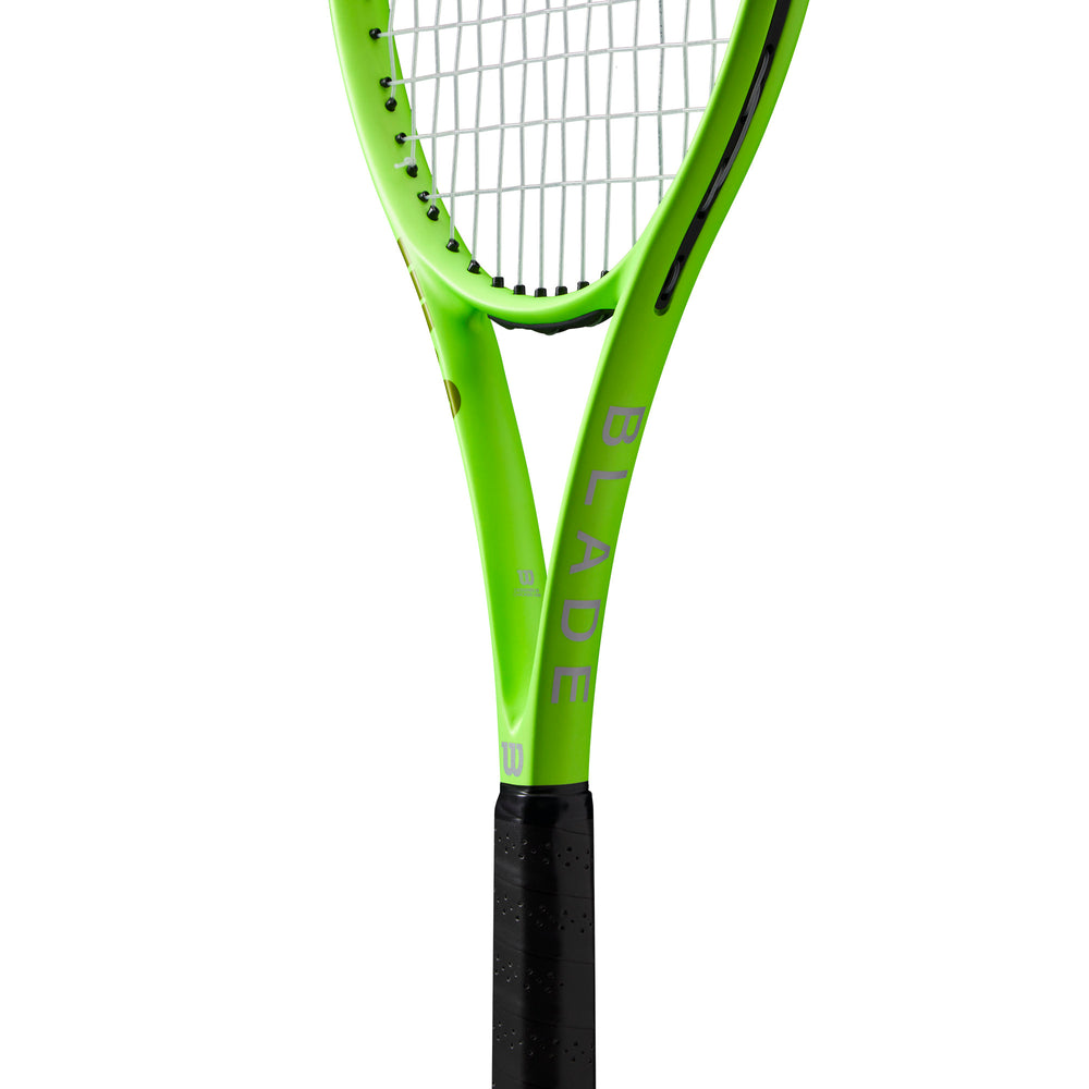 Blade Feel Rxt 105 Tennis Racket