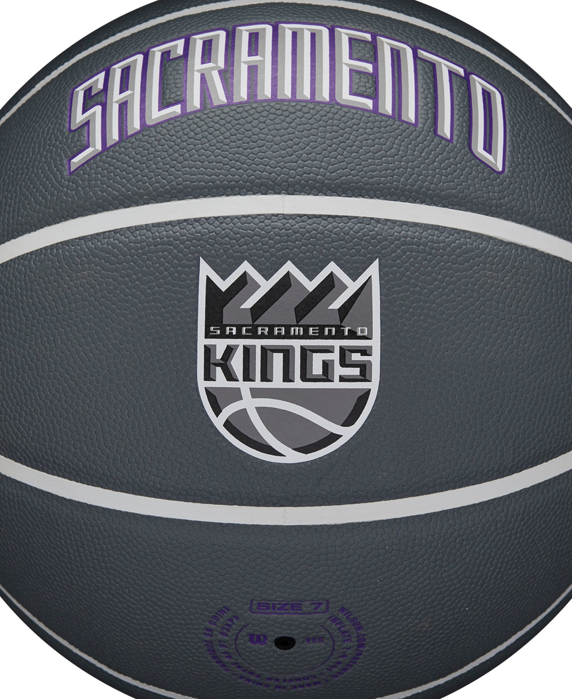 Wilson NBA TEAM CITY COLLECTOR BASKETBALL SACRAMENTO KINGS Grey WZ4016426XB